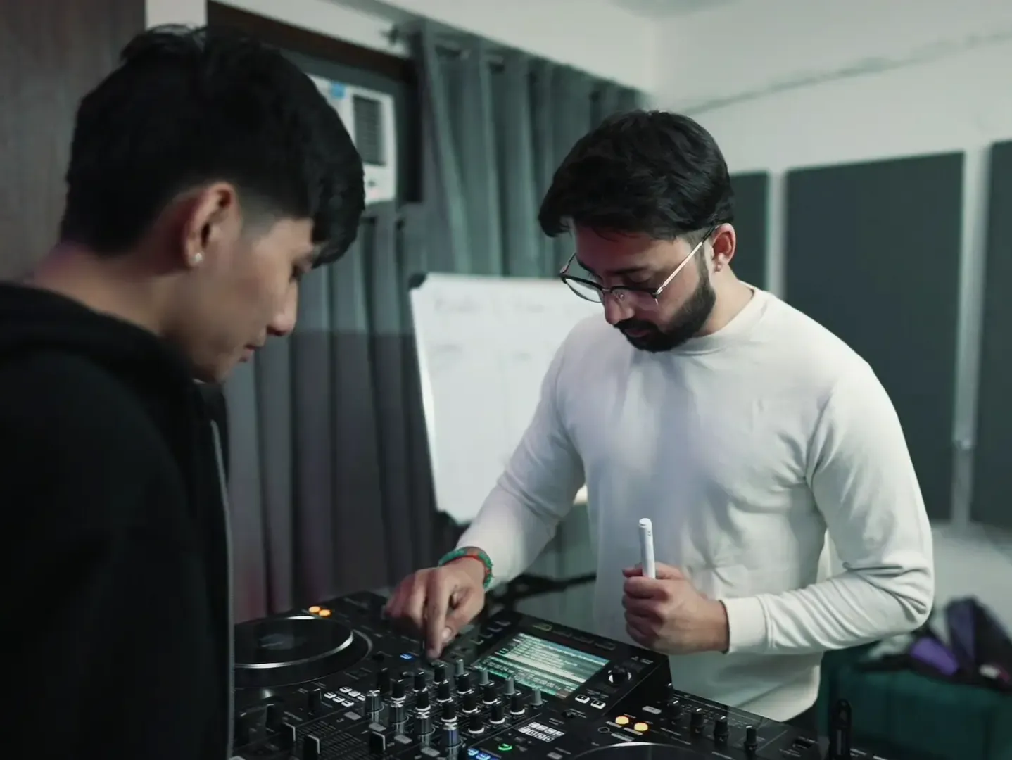 Learn Complete Music Production